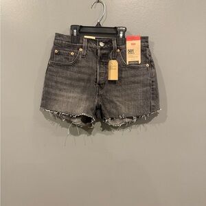 *NEW WITH TAGS* Levi's Women's 501 Size 25 High Rise Denim Shorts